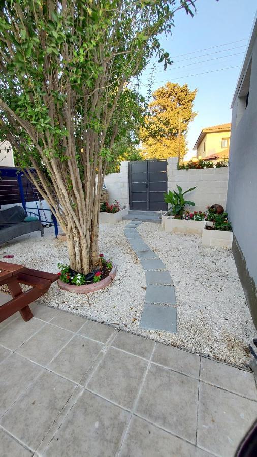 Alekas Pool And Garden Home Paphos Esterno foto