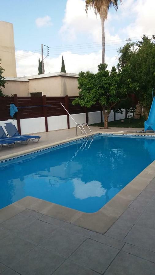 Alekas Pool And Garden Home Paphos Esterno foto